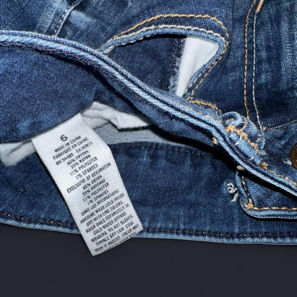 American Eagle AE Low Rise Dark Blue Distressed Ripped Denim Jean Shorts - Picture 4 of 4